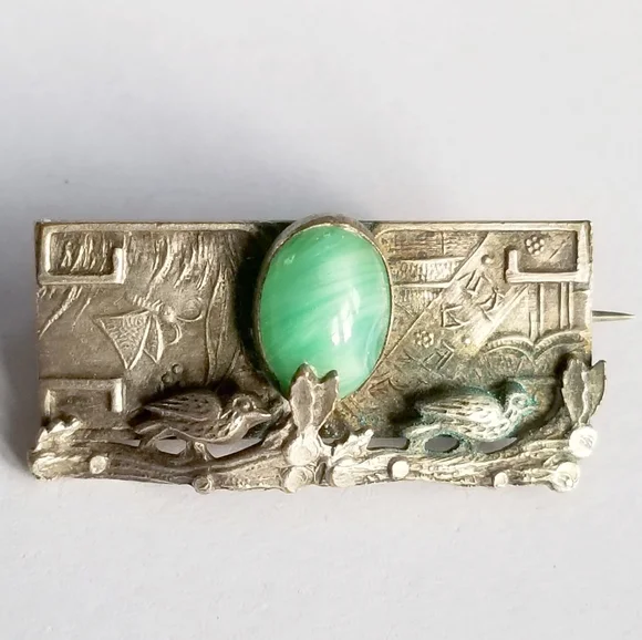 Antique Victorian brooch Peking glass bird pin - Picture 4 of 13